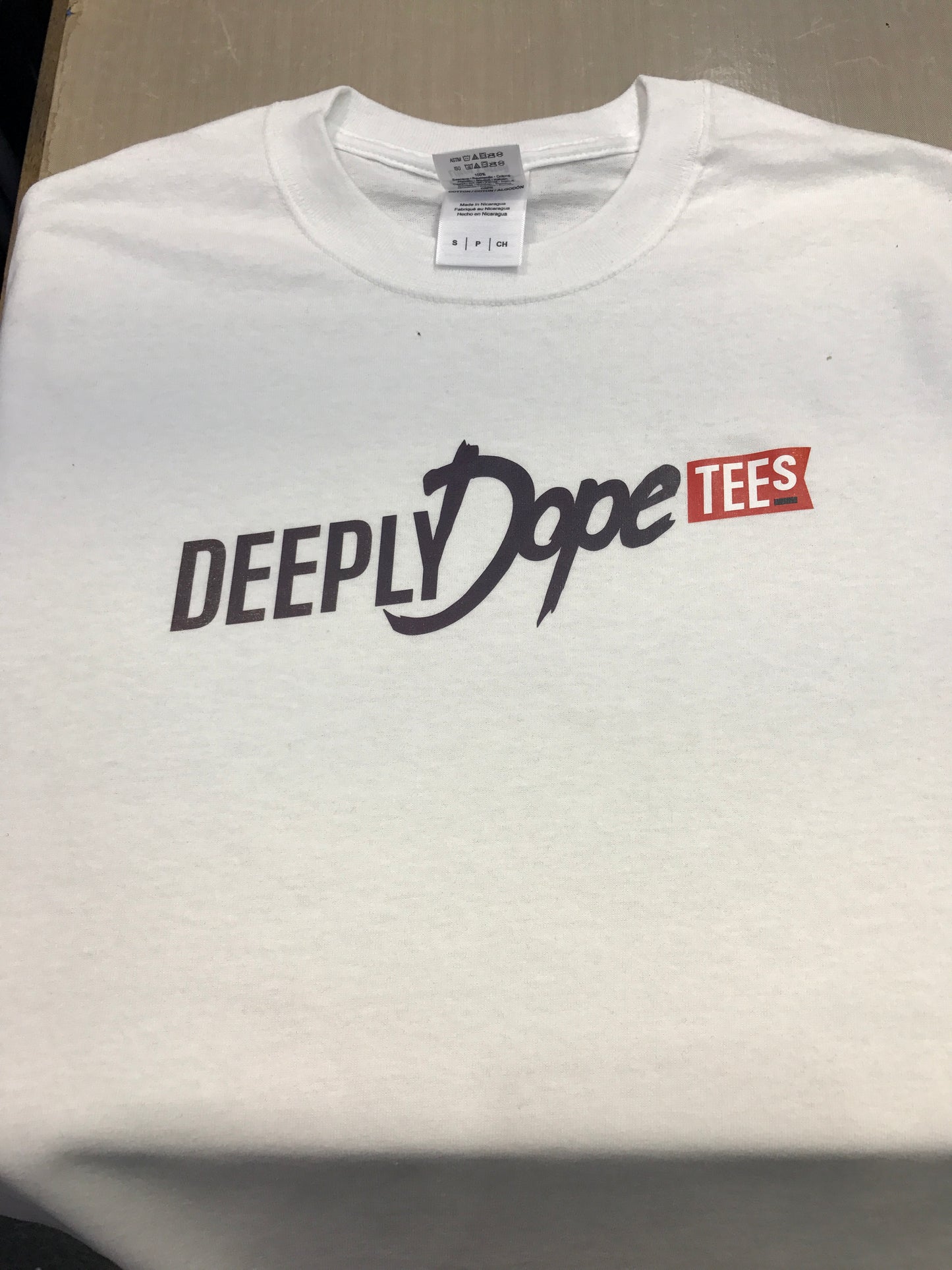 Summer White Tee (unisex loose fit)